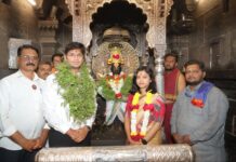 *जिल्हाधिकारी कार्तिकेयन एस. यांनी घेतले श्री विठ्ठल रुक्मिणी मातेचे दर्शन*