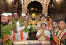 *श्री विठ्ठल रूक्मिणीमातेच्या चंदनउटी पुजेची सांगता- व्यवस्थापक प्रवीण कुमार घम*
